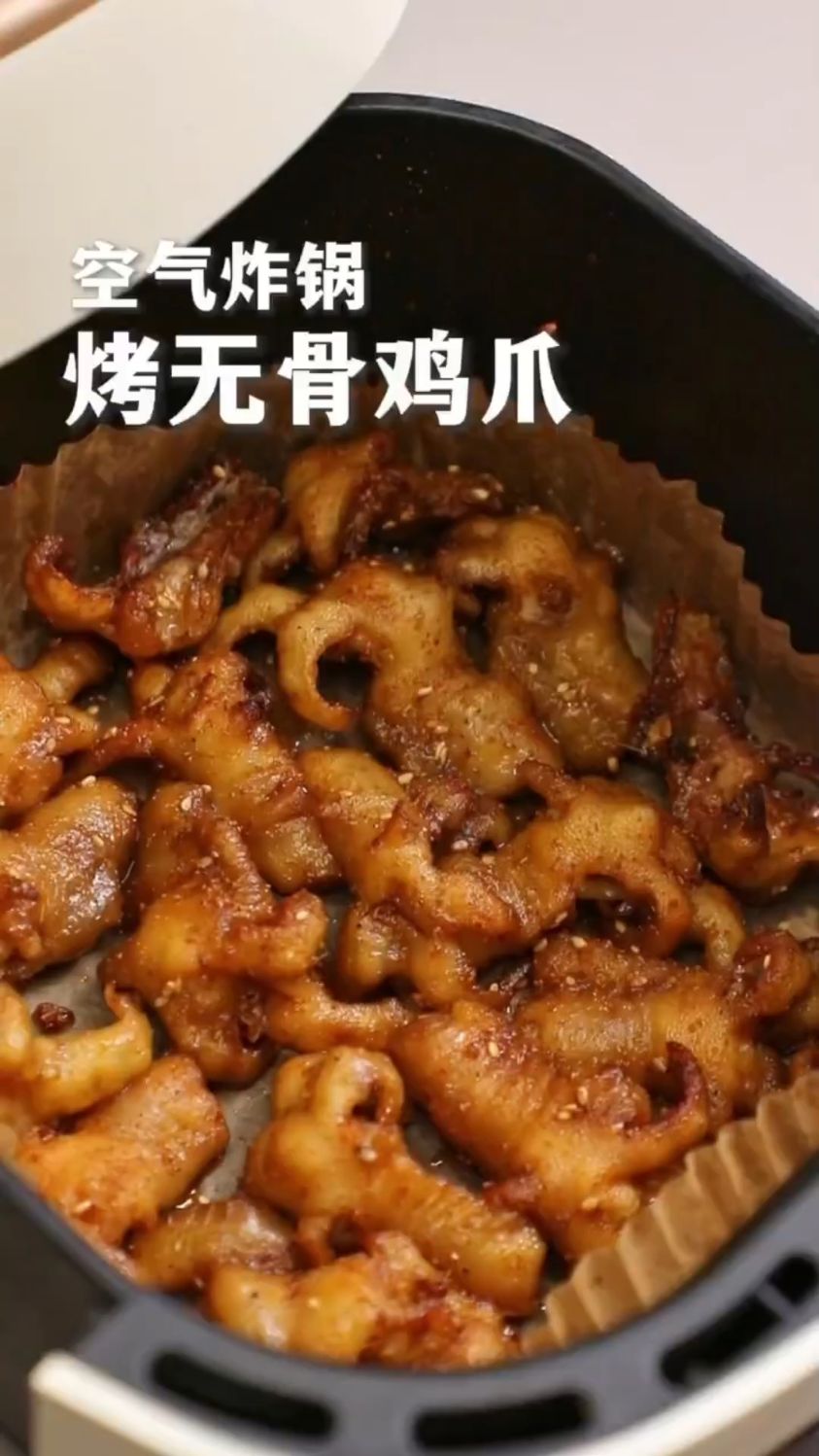 烤无骨鸡爪这样做