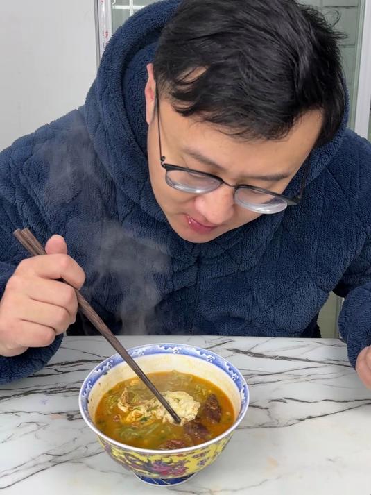 白象香菜面:这一口面,香菜爱好者的福音