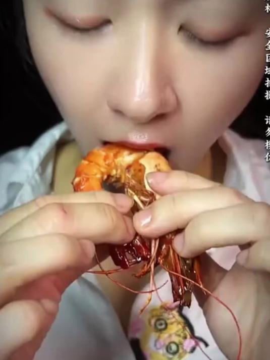 黑虎虾疯狂热销中!肉质鲜嫩多汁,好吃到停不下来!
