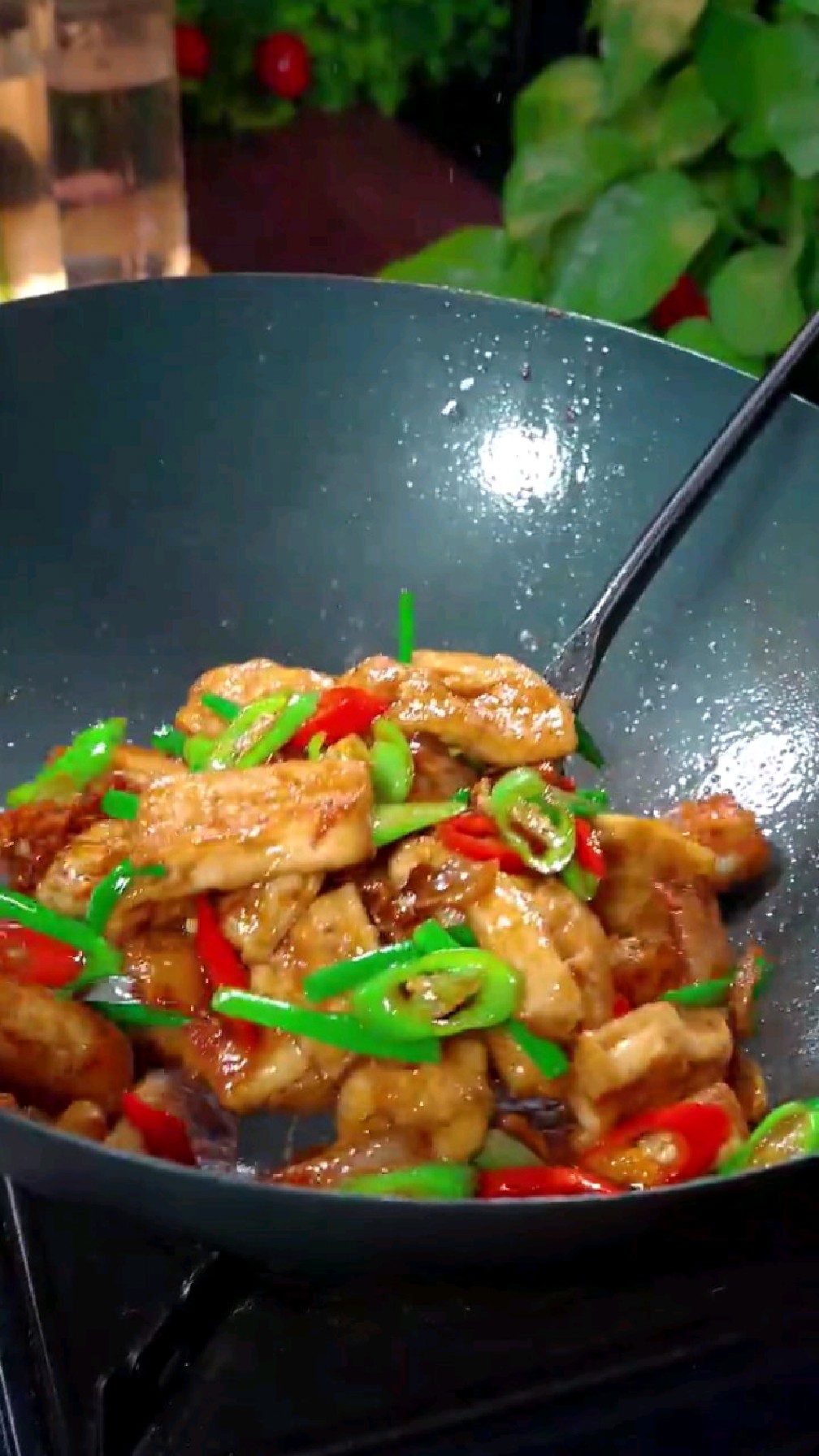 分享美食辣椒炒豆腐做法