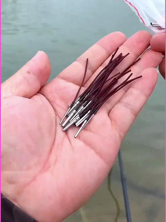 钓鱼时竿梢不小心折断可以试一下这款快速更换杆梢头!