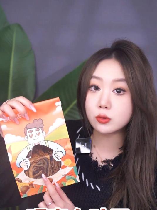 爸爸糖四种吐司横测,最后有整理一个表格打分。