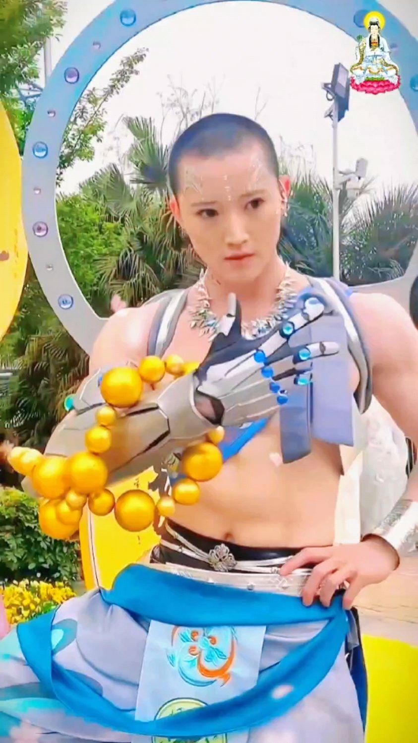 一张照片就可以了体验敦煌飞天男菩萨