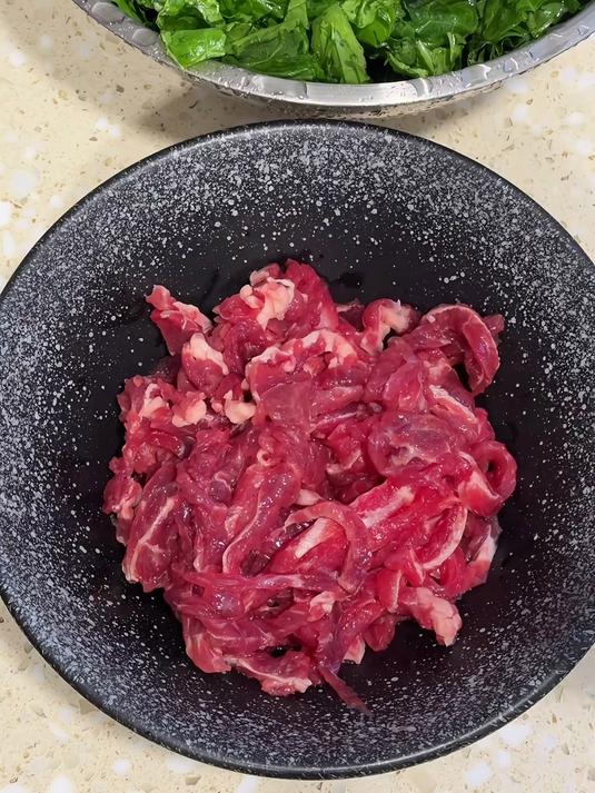 一菜两人|青菜炒牛肉,属于贵州人的下饭菜!
