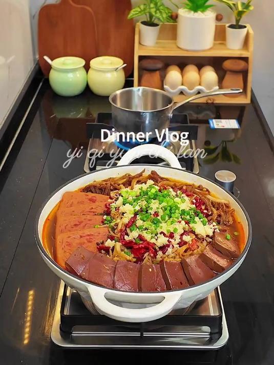 今日菜单 -毛血旺 -蟹柳蛋炒饭