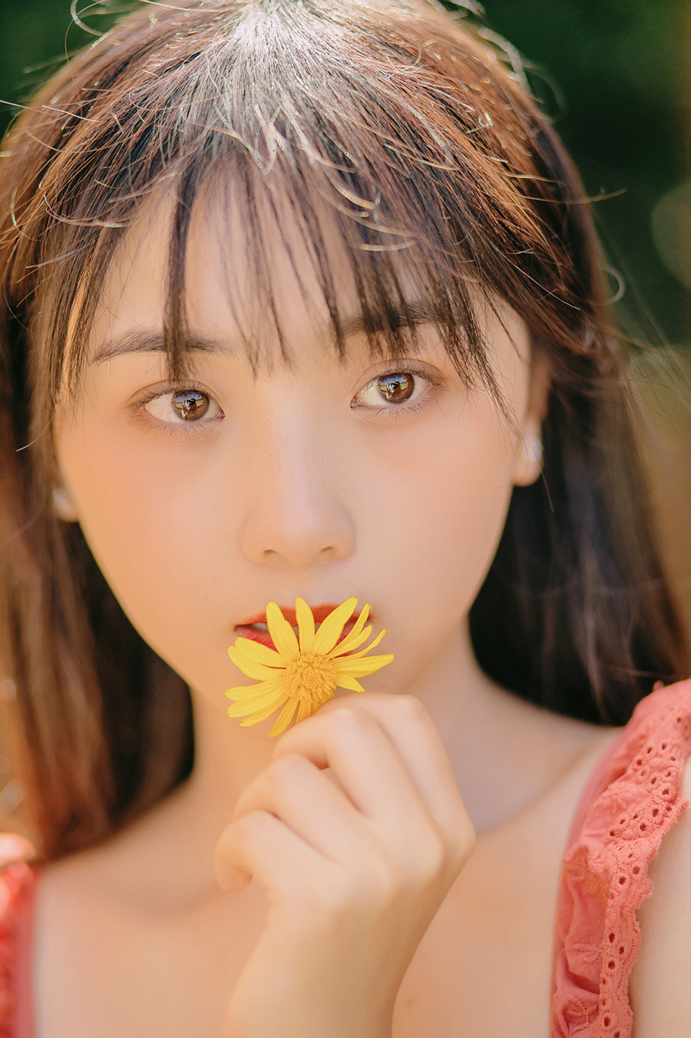 图片[19]-夏日阳光下的女孩-六色网