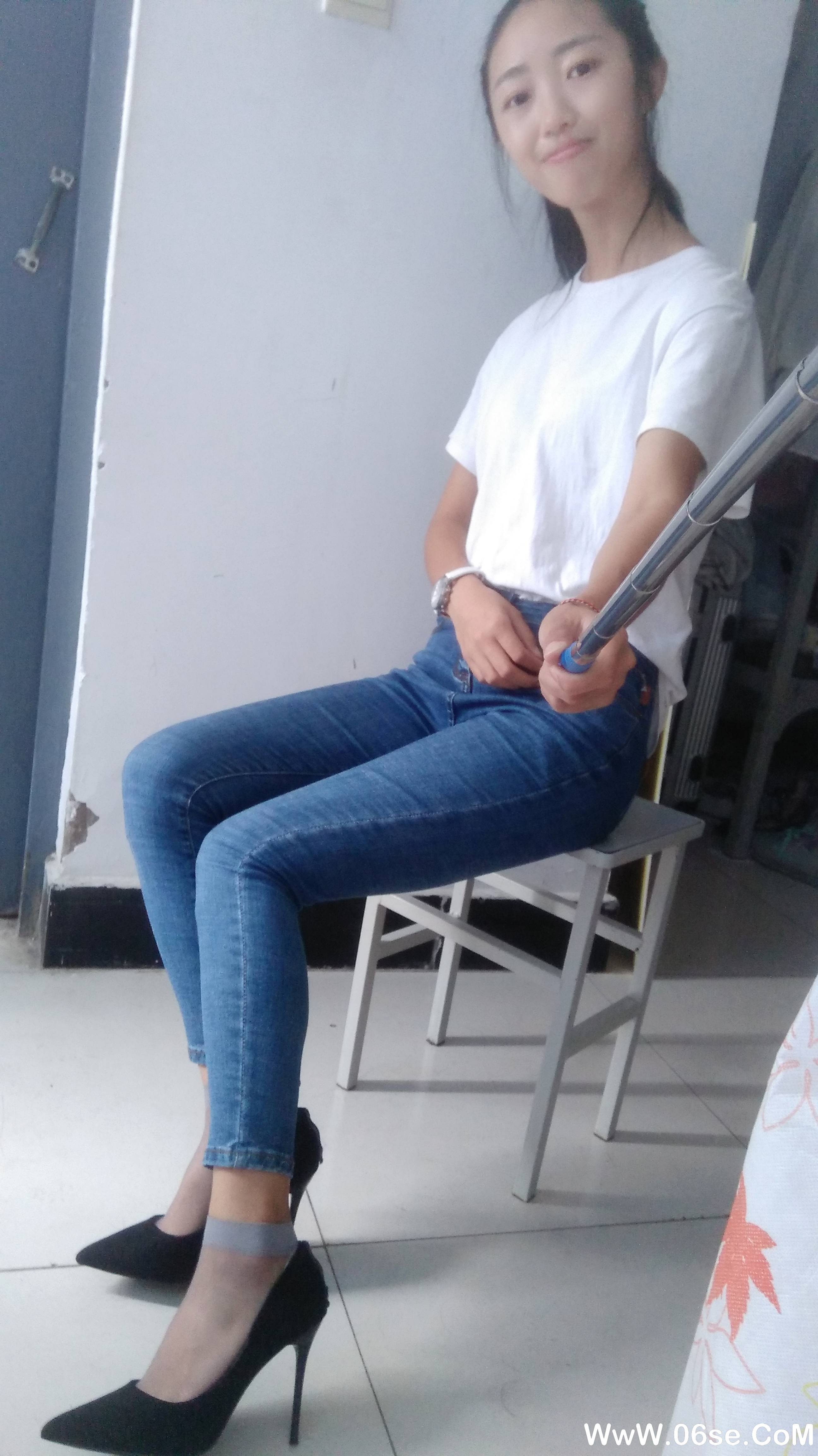 图片[134]-学妹校园寝室短丝系列034期 卫艺[190P396M]-六色网