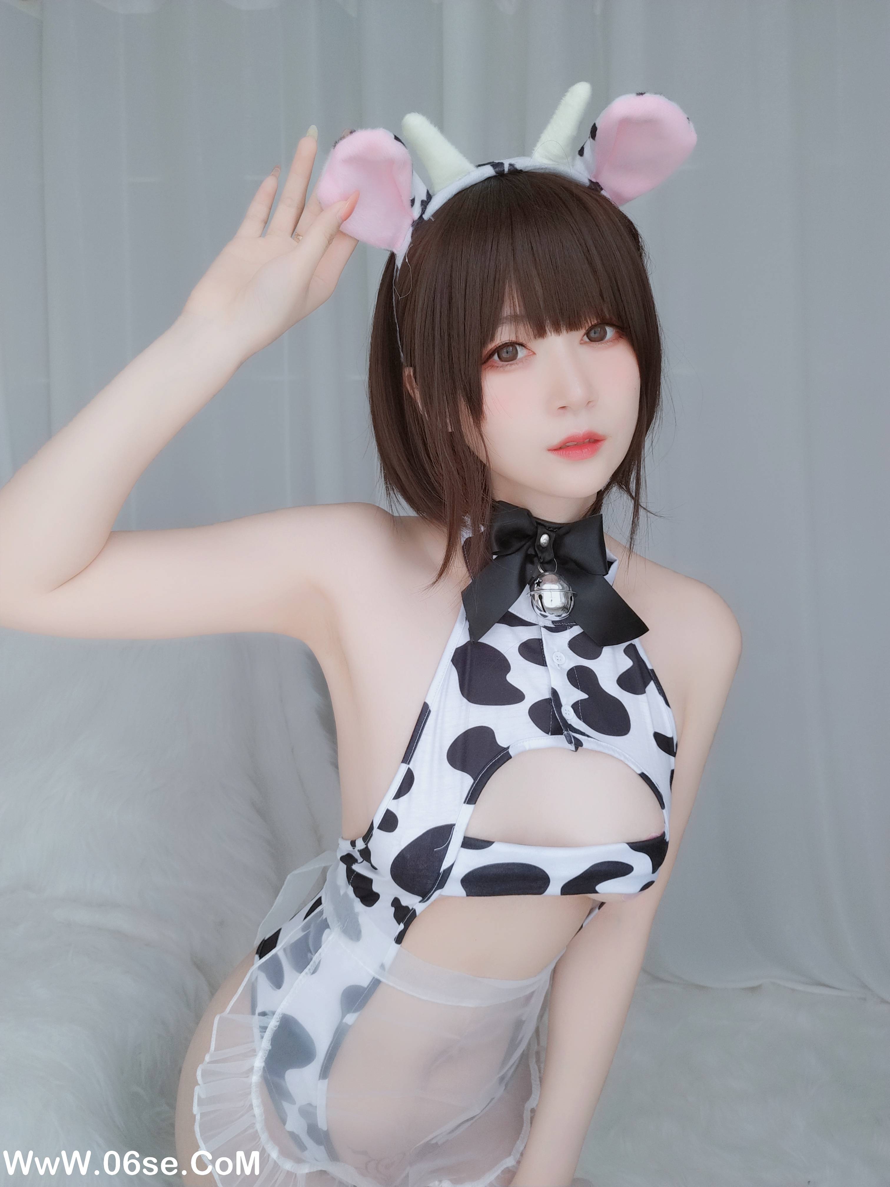 图片[2]-Coser小姐姐白银 NO.021 – 可爱奶牛[100P+3V544M]-六色网