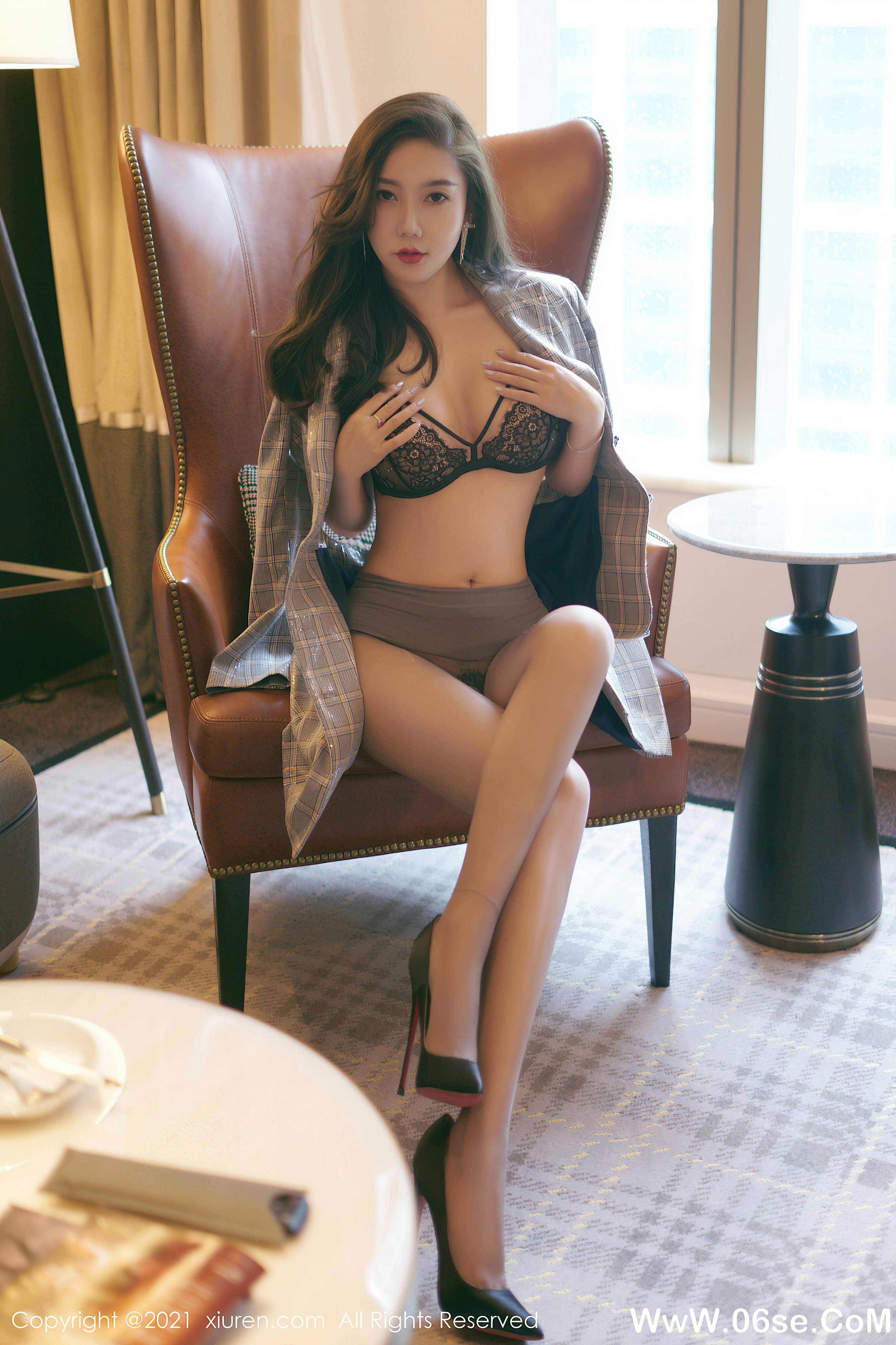 图片[3]-[XIUREN秀人网] 2021.06.02 NO.3496 艾静香[56+1P582M]-六色网