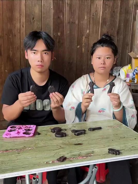 自己动手做的夹心巧克力，就是好吃