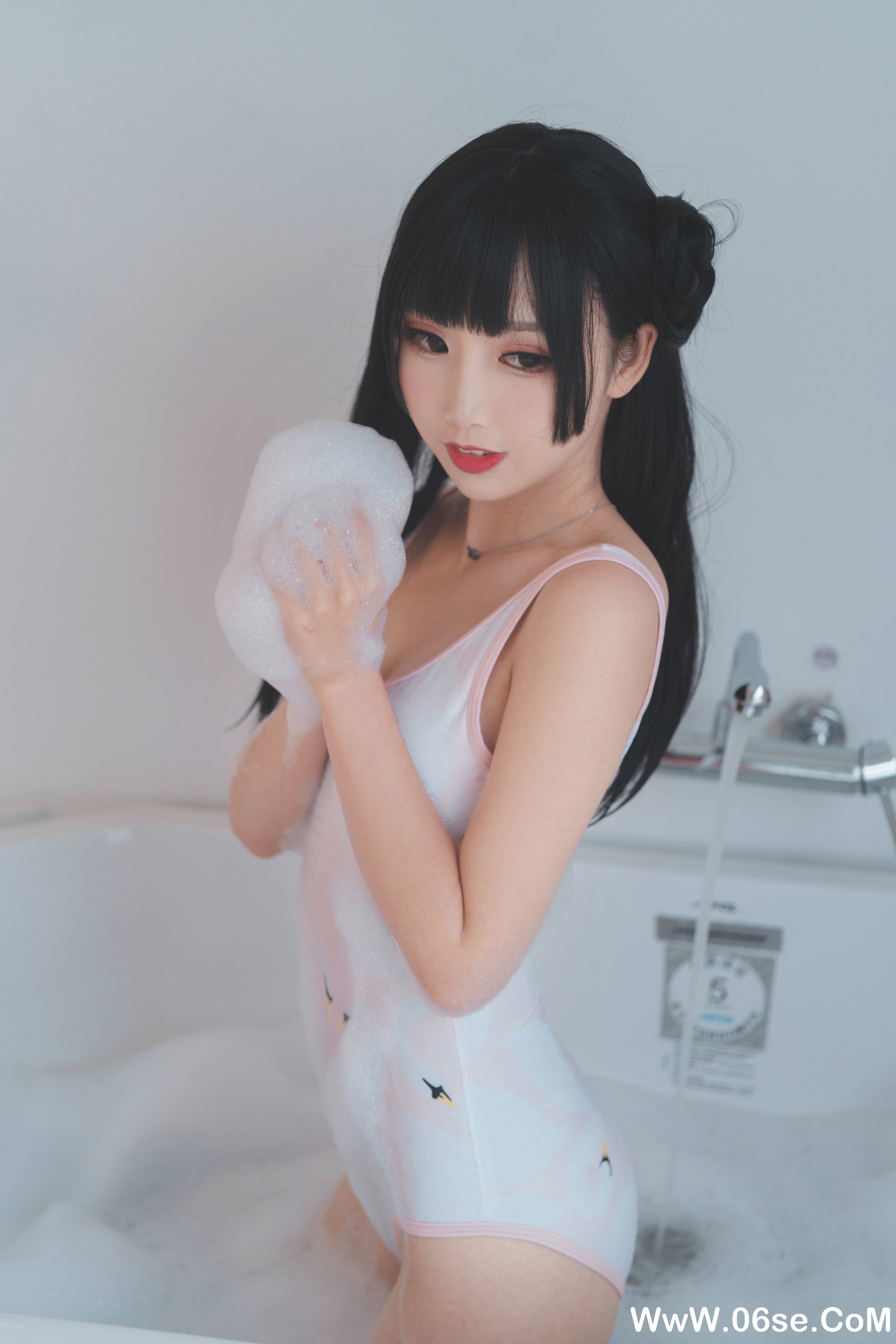 图片[11]-Coser面饼仙儿 NO.065 – 浴缸泡泡[41P426M]-六色网
