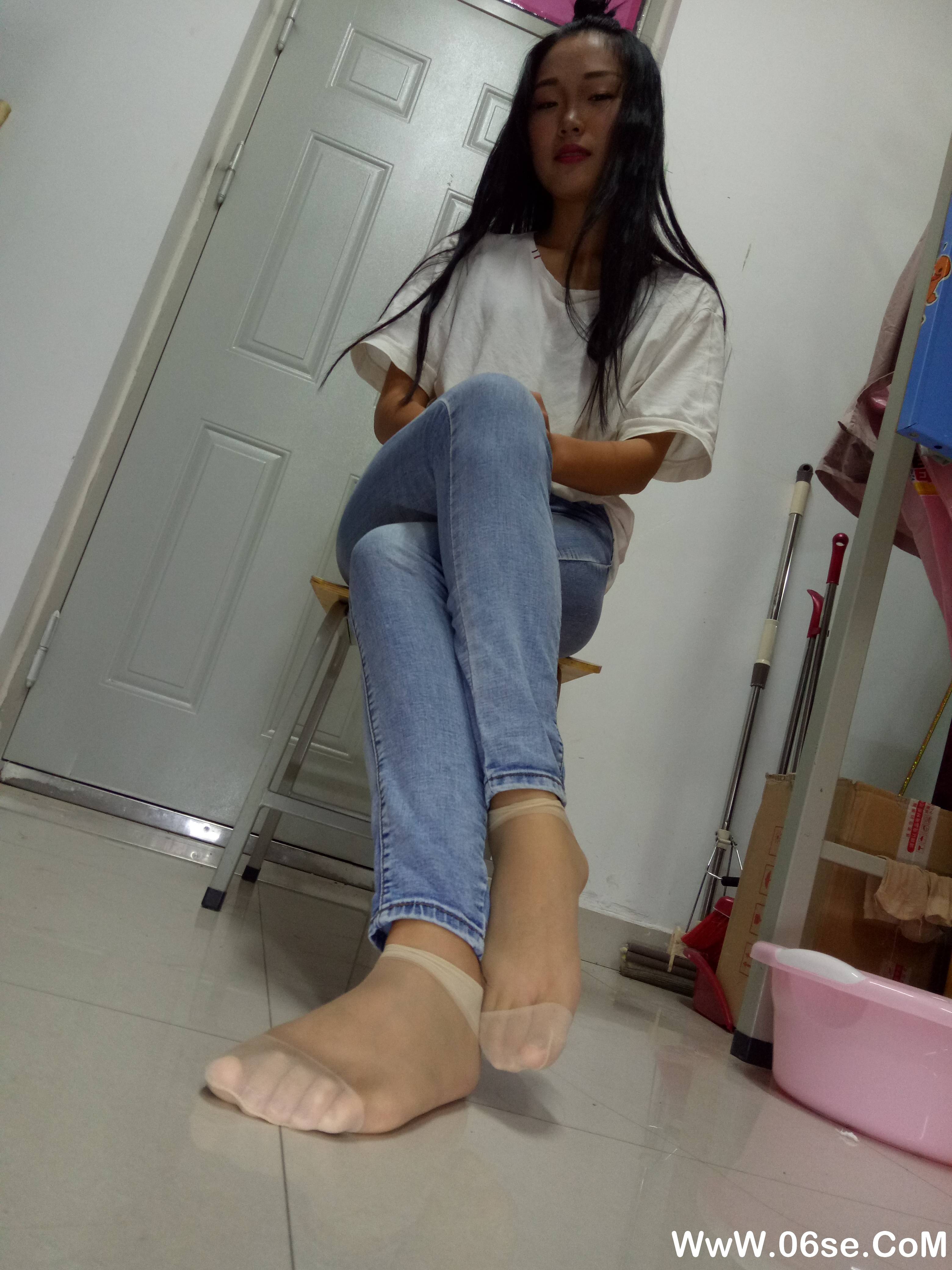 图片[37]-学妹校园寝室短丝系列037期 秦瑾&王莉莉[126P395M]-六色网
