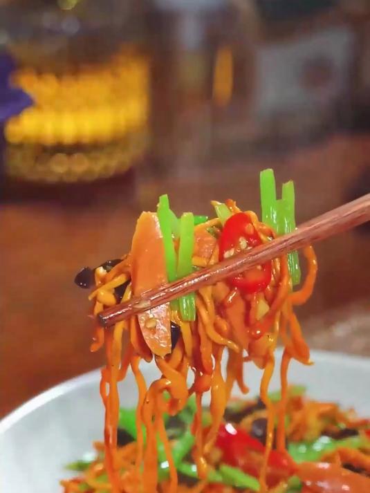 干虫草花太给力,泡发快速,炖鸡汤半小时出鲜味儿