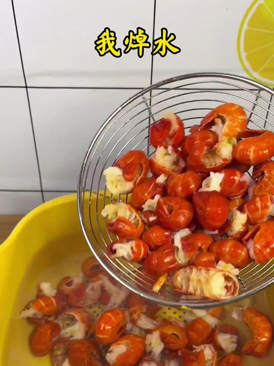 蒜蓉虾尾这样做 一口一个 好吃到舔手指