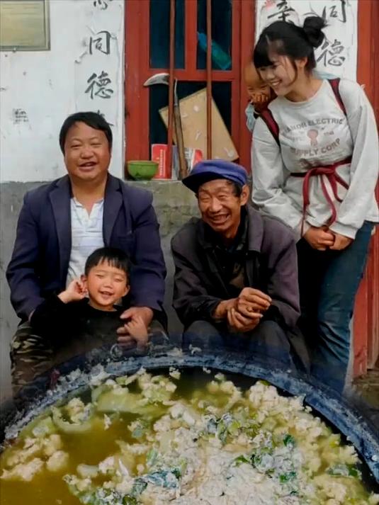 远嫁深山,镜头记录我的烟火日常,把平凡过成诗