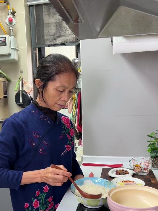 想喝奶茶不用出去买了,试试这个焦米烤奶