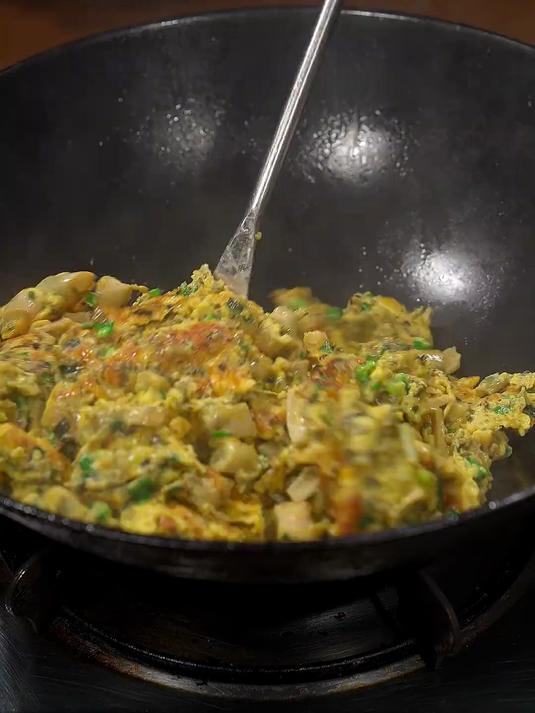 鲜嫩爽脆的酸菜小笋炒鸡蛋,酸爽开胃