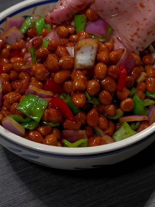 老醋花生家庭版做法,酸甜可口,香脆美味,轻松停不下来!