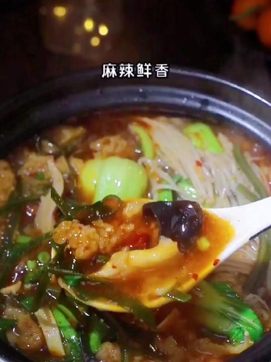 砂锅小酥肉制作方法,麻辣鲜香,吃得过瘾!