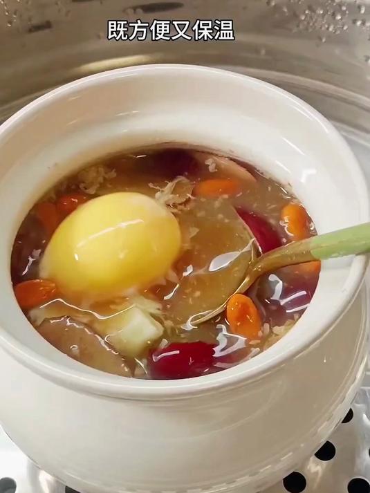 家里有个小炖盅,不管你做辅食还是炖汤都够用了,真心不错