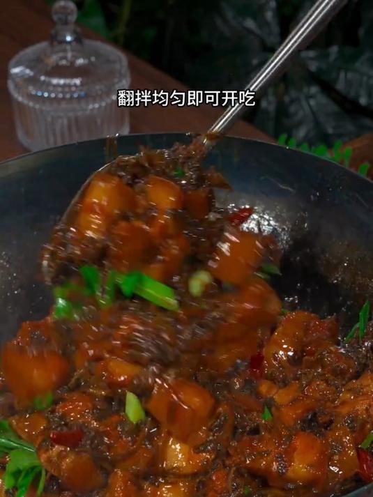 风味独特的梅干菜烧肉