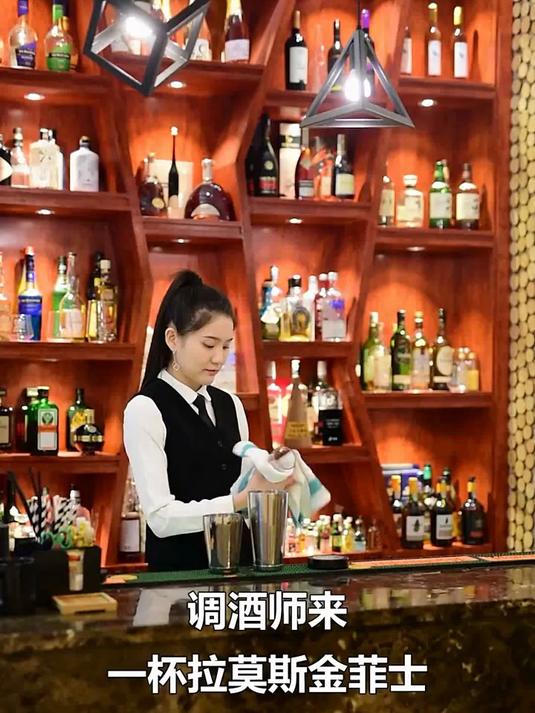 调酒师的噩梦:拉莫斯金菲士至于原则什么的……嗯,是可以打破的