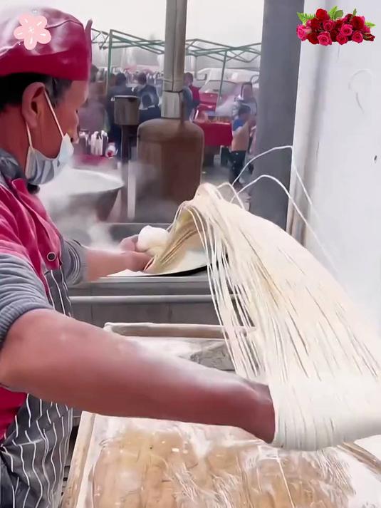 不止是拉面！这碗兰州拉面，大块牛肉片，香得放不下筷