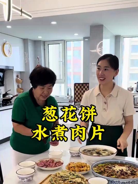 用里脊肉做水煮肉片很嫩……好久不做了，看家人吃的是真香