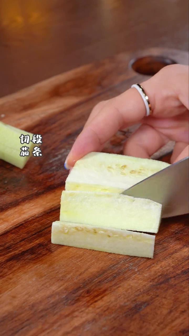 这是我家里平时做的最多的一道家常菜