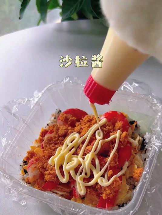 厨猫：超简单饭团做法，味道好到爆！