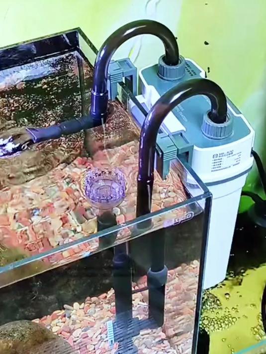 鱼缸小书包过滤器,小巧不占空间,过滤效果明显