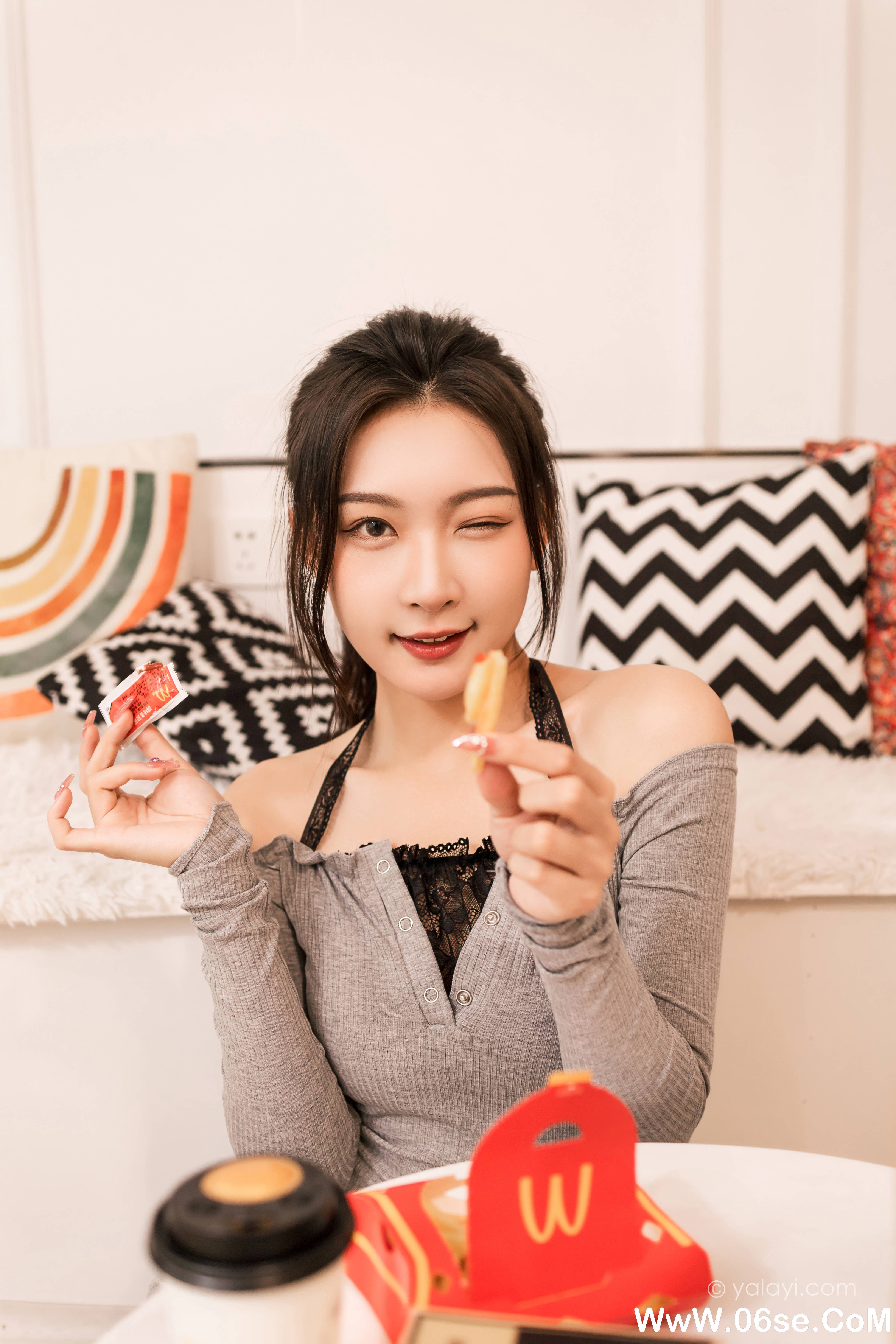 图片[42]-[YALAYI雅拉伊] 2022.06.14 NO.938 徐小云《甜言蜜语》[40+1P474M]-六色网