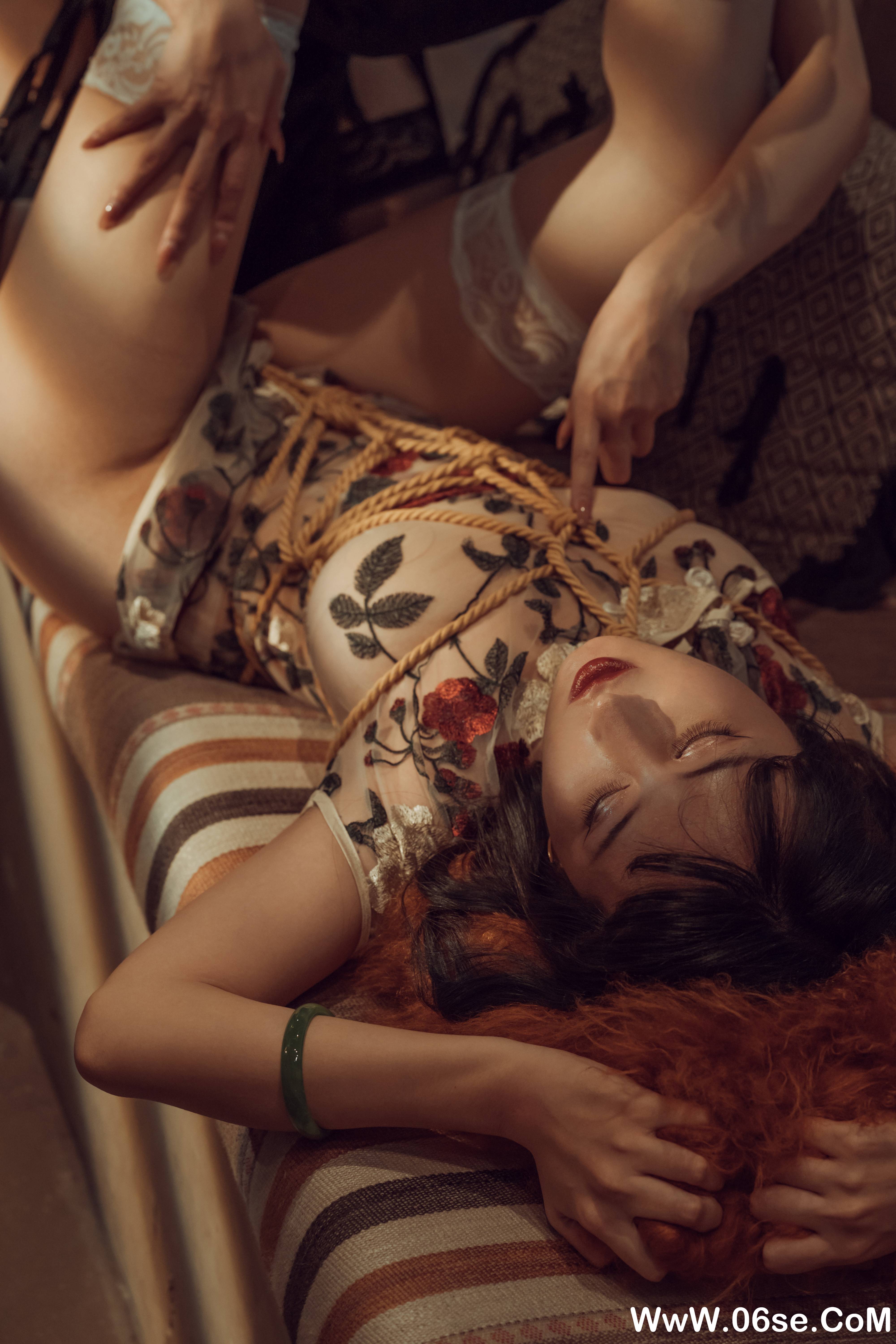图片[30]-云溪溪 NO.009 — 奶桃 捆绑旗袍百合 [54P+1V866M]-六色网