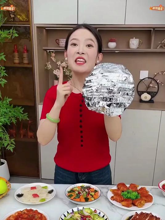 一到冬天做好的饭菜容易变凉,可以入手这个 保温菜罩