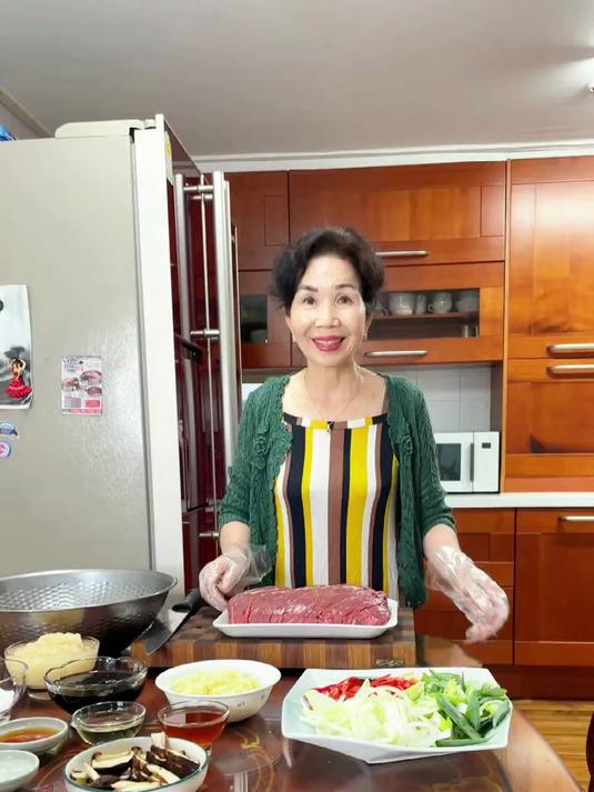 韩国婆婆今天做烤肉的腌制方法