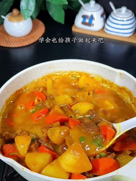 泰式牛肉咖喱饭,原来在家做也特别简单
