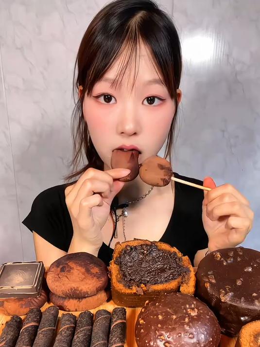 巧克力甜品生巧福团!巧克力泡芙