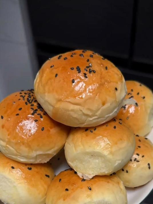 今天给大家做一个小面包