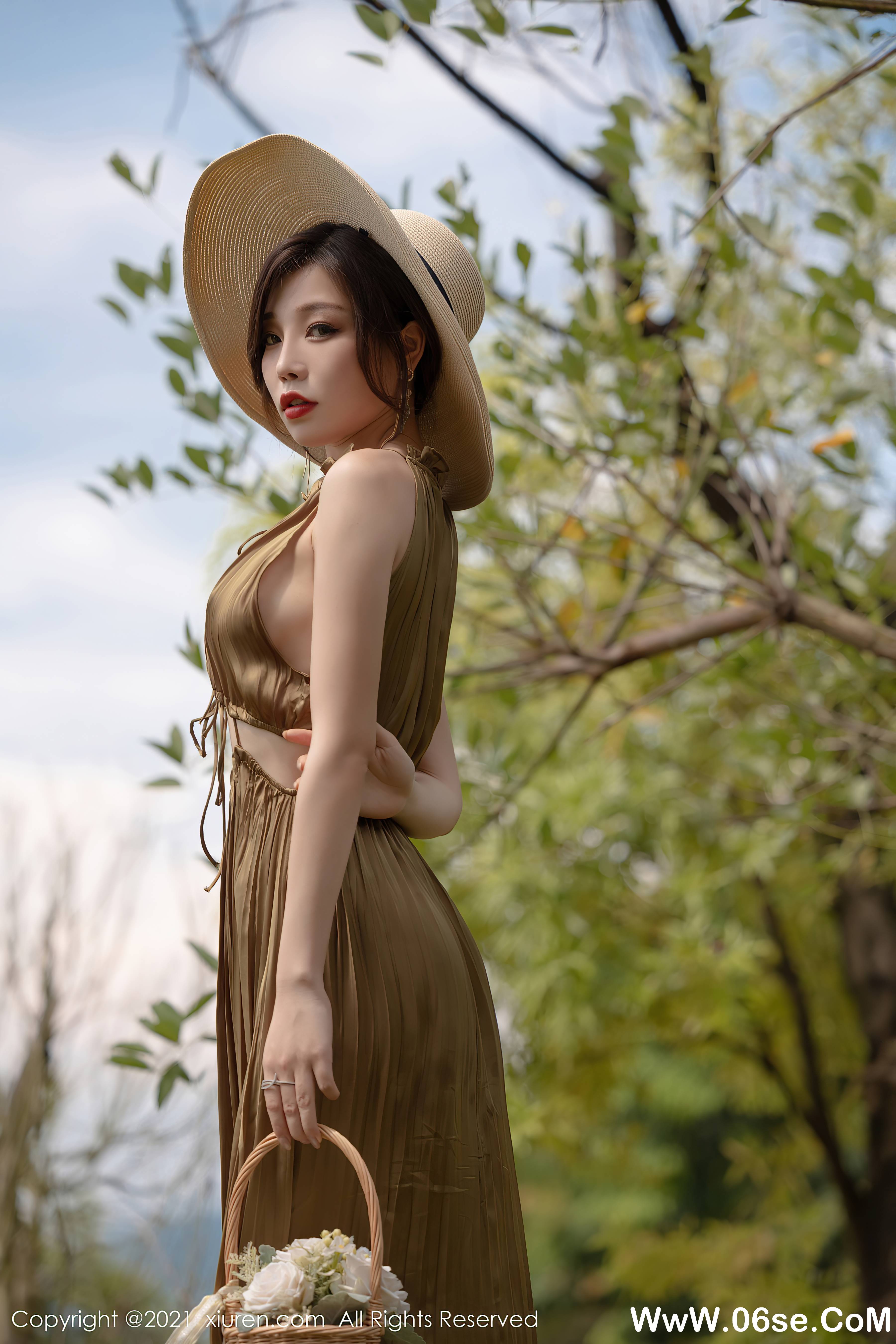 图片[4]-[XIUREN秀人网] 2021.08.23 NO.3837 芝芝Booty[81+1P833M]-六色网