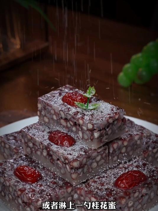 今天给孩子们做红豆糯米年糕