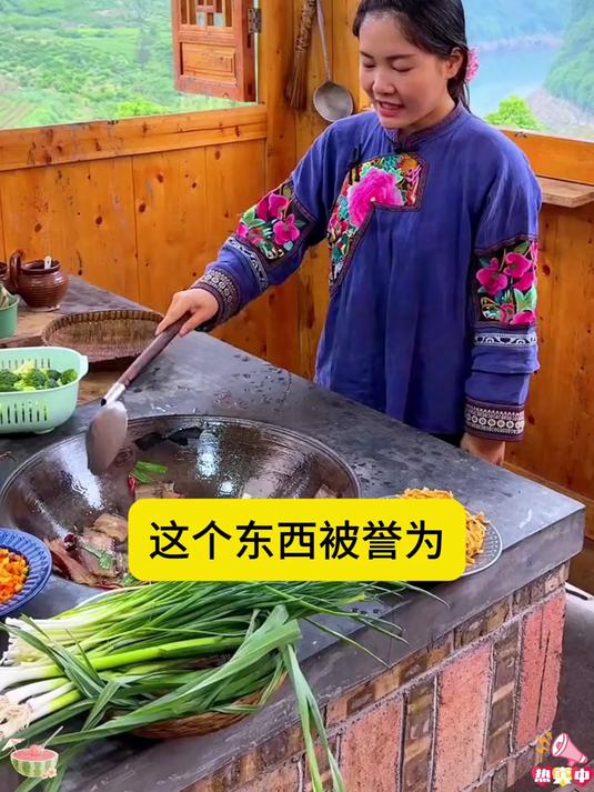 谁懂这个外婆菜炒腊肉啊,开盖即食,配粥拌饭夹馒头都超好吃