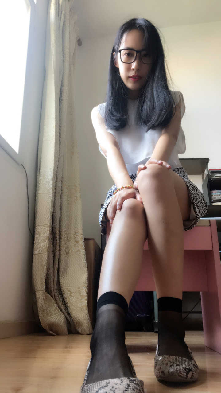 图片[22]-学妹校园寝室短丝系列008期 蕾蕾[41P78M]-六色网