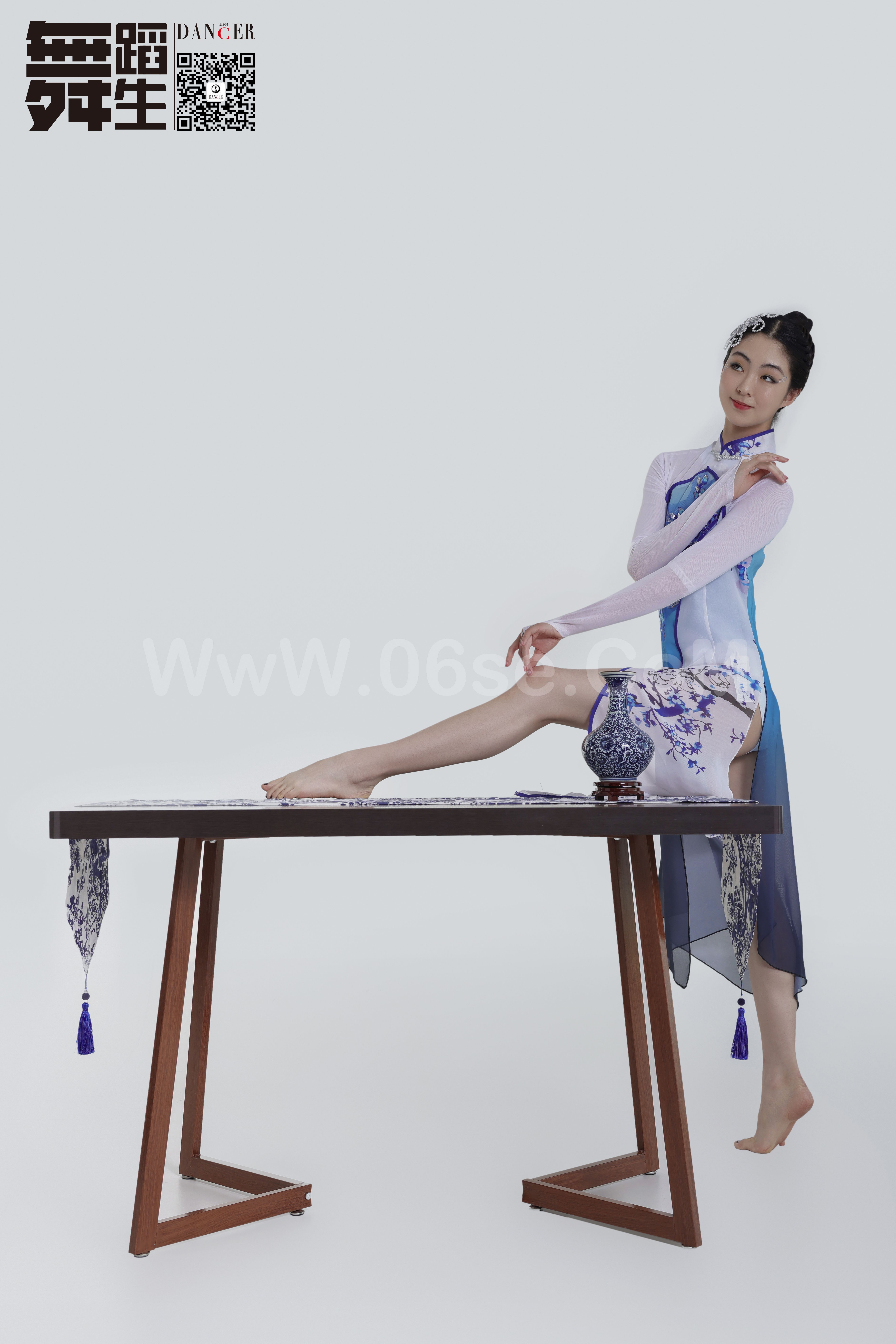 图片[7]-[GALLI嘉丽]舞蹈生日记 104 – 青花瓷 韩玉彤[43P／397MB]-六色网