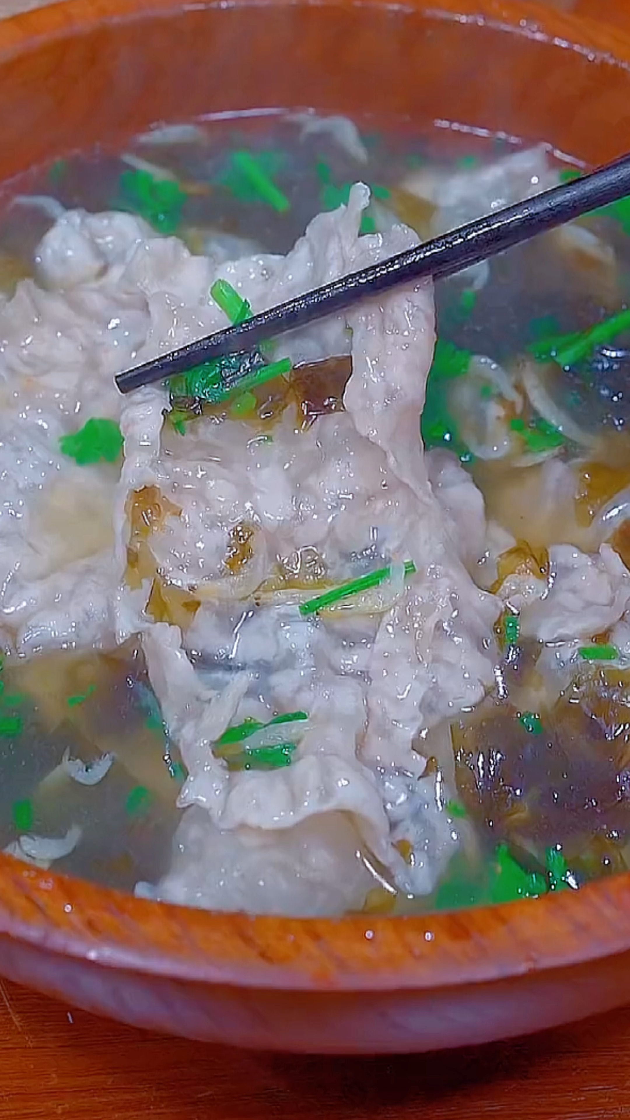 夏天一定要给孩子多做这个肉片汤,这是孩子爱吃饭的秘诀