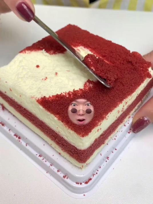 我变成了绿色抹茶蛋糕