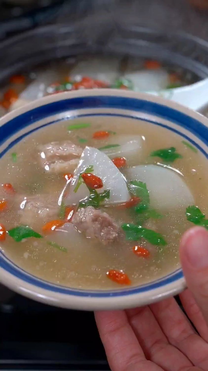 萝卜牛肉汤的家常做法