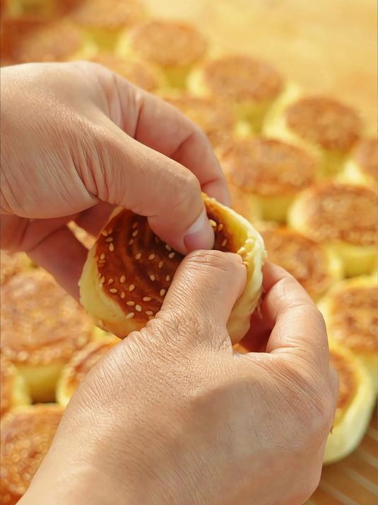 复刻童年回忆，蜂蜜脆底小面包！