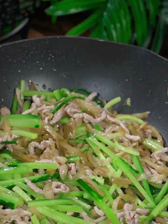 以后黄瓜买回来做一个清炒黄瓜