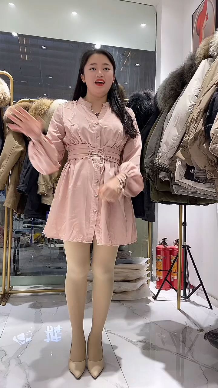 派克服不会选,来看看尾货市场派克不仅价格实惠,款式多多