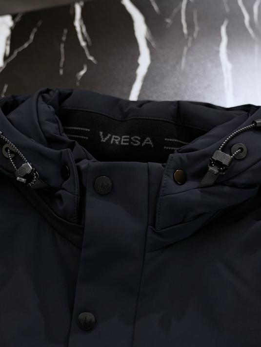一件罗蒙羽绒服的高级感,藏在每一个细节里